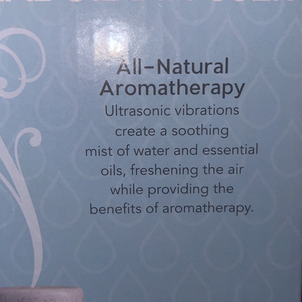❤️NEW!!!❤️ Ultrasonic Essential Oil Diffuser. - Picture 15 of 15
